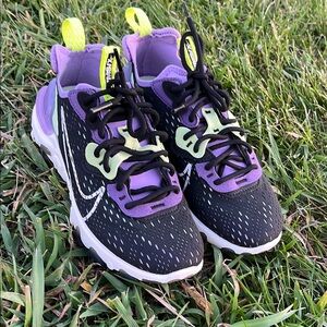 Nike shoes Kids react vision gravity Black and Purple Sneakers 5.5